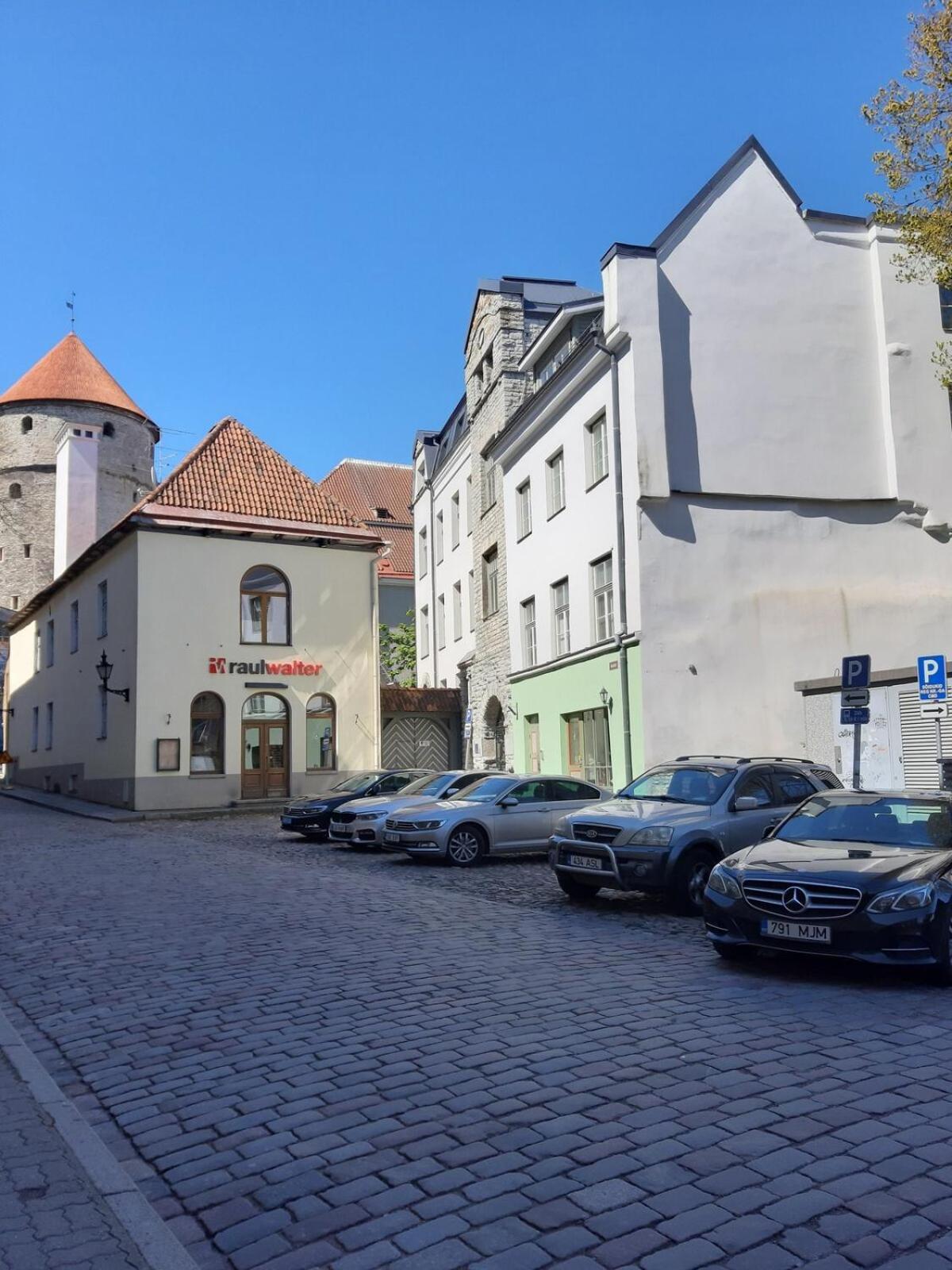 Tallinnhousing Knights And Nobility -3 Bdr Home Eksteriør bilde